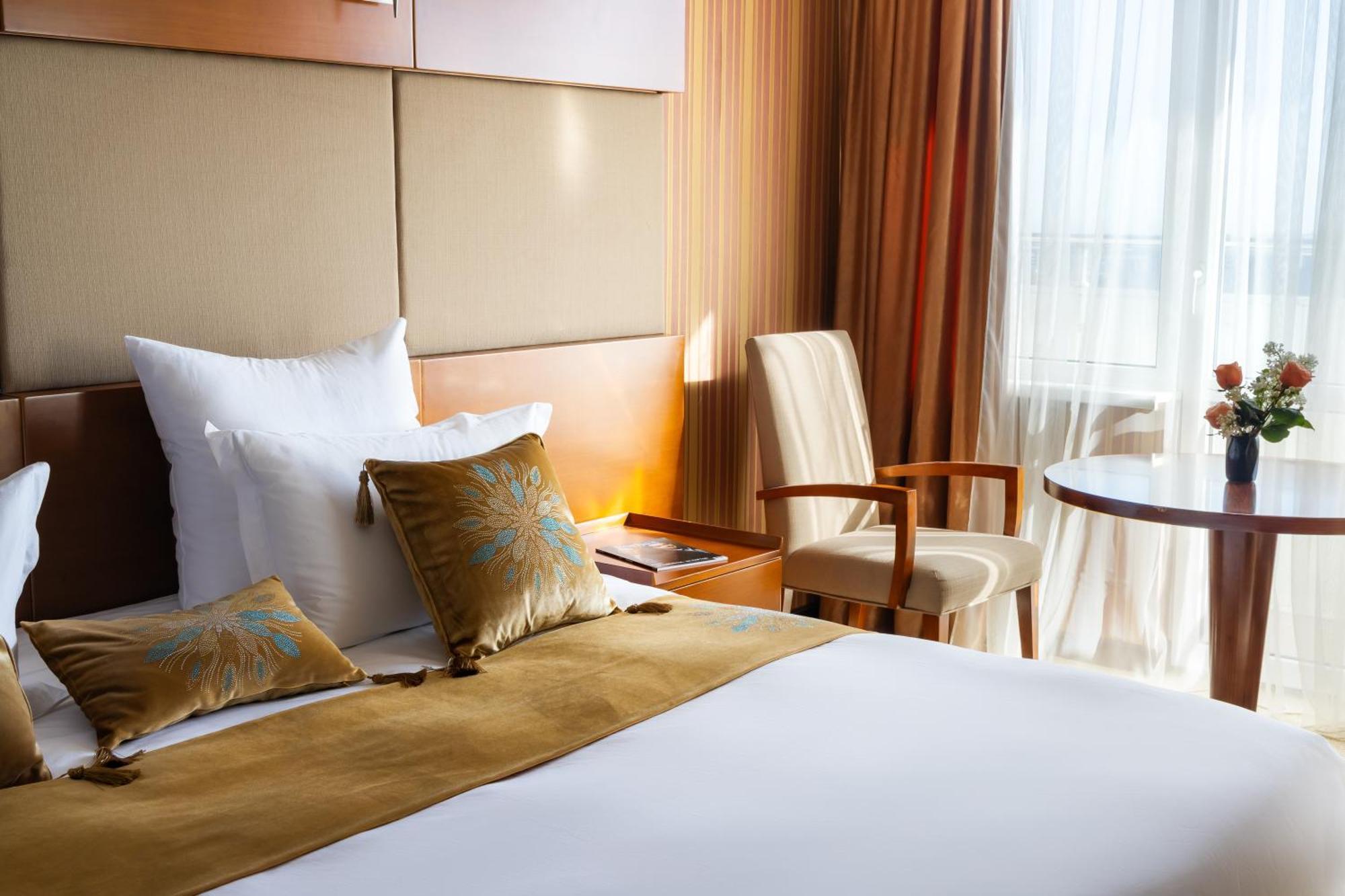 Regardal Hotel Almaty Exterior photo