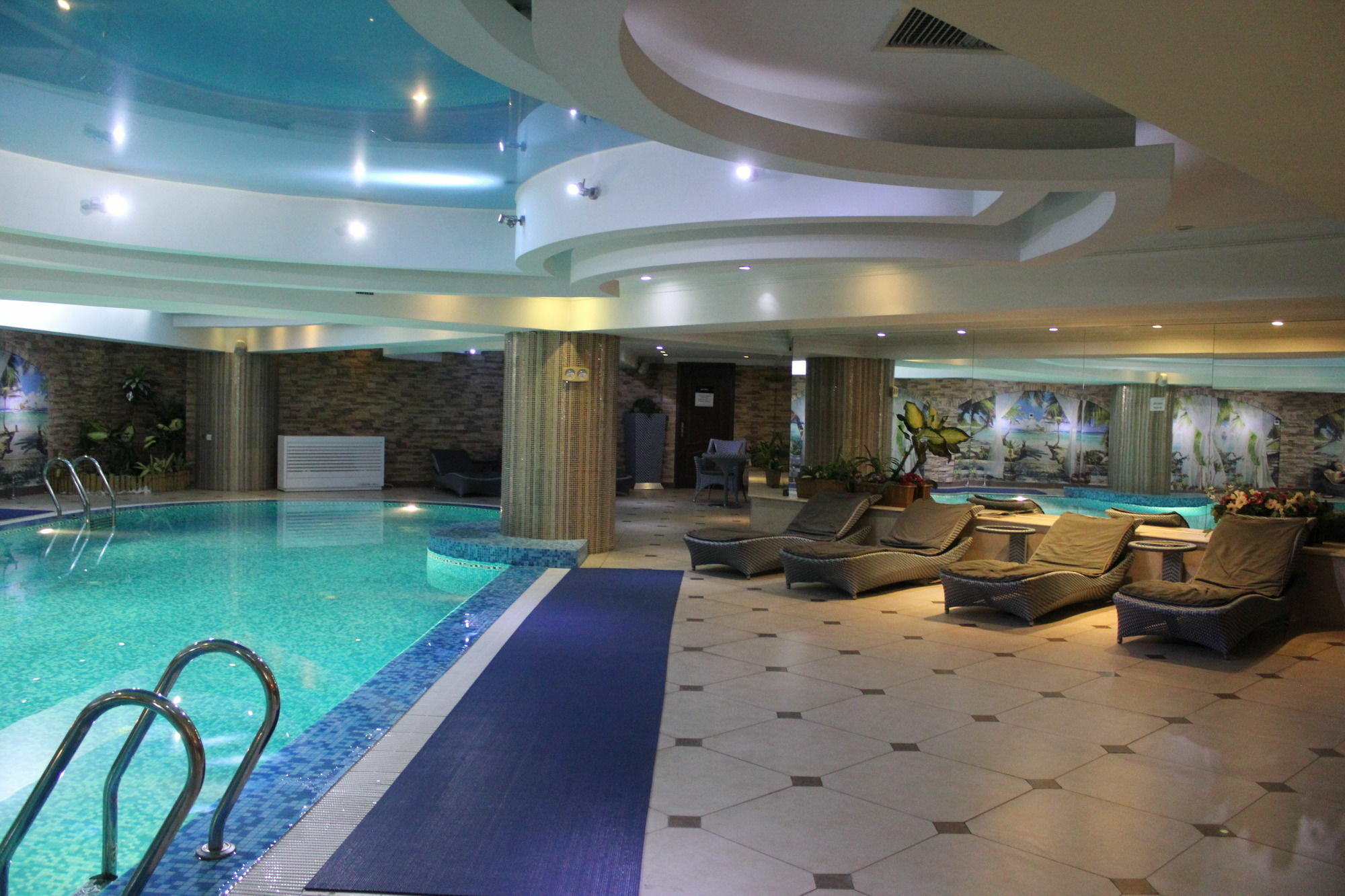 Regardal Hotel Almaty Exterior photo